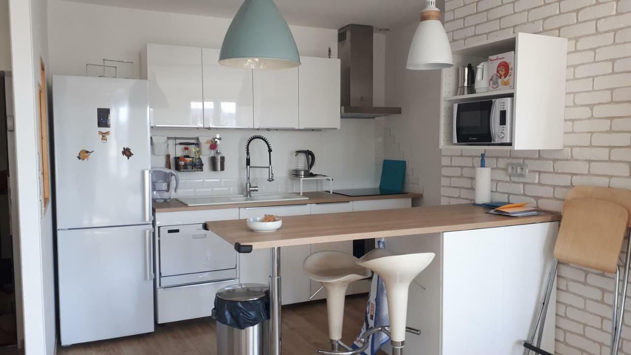 Appartement dernier étage Hyper Centre Granville Extérieur photo